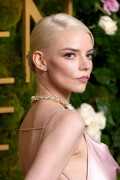 AnyaTaylorJoy_2025_GoldenGlobes_26ff455c7e816fab9b