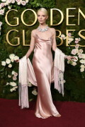 AnyaTaylorJoy_2025_GoldenGlobes_415912a8256926dbd1