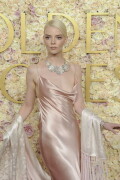 AnyaTaylorJoy_2025_GoldenGlobes_595664d355e6935bf9