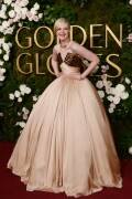 ElleFanning_2025_GoldenGlobes_15221fdce07733e781