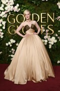 ElleFanning_2025_GoldenGlobes_18a93216e8e51ac125