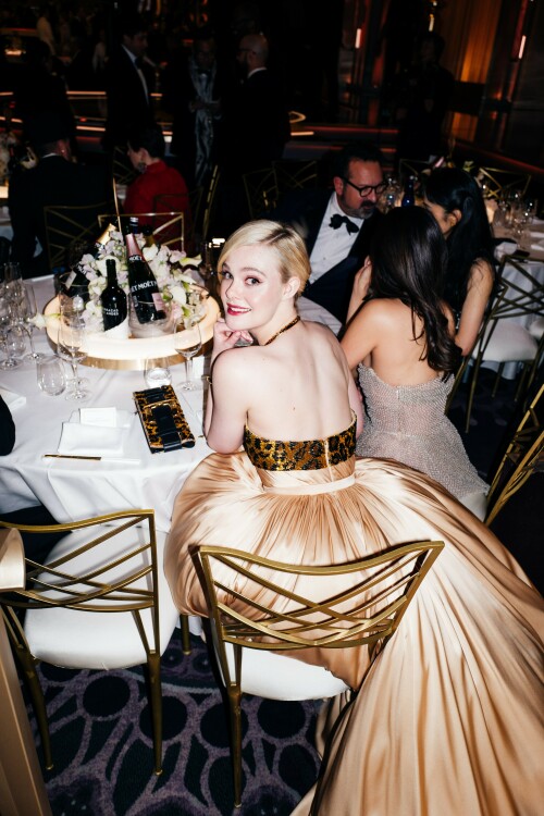 ElleFanning_2025_GoldenGlobes_2079d63d761072a95c.jpeg