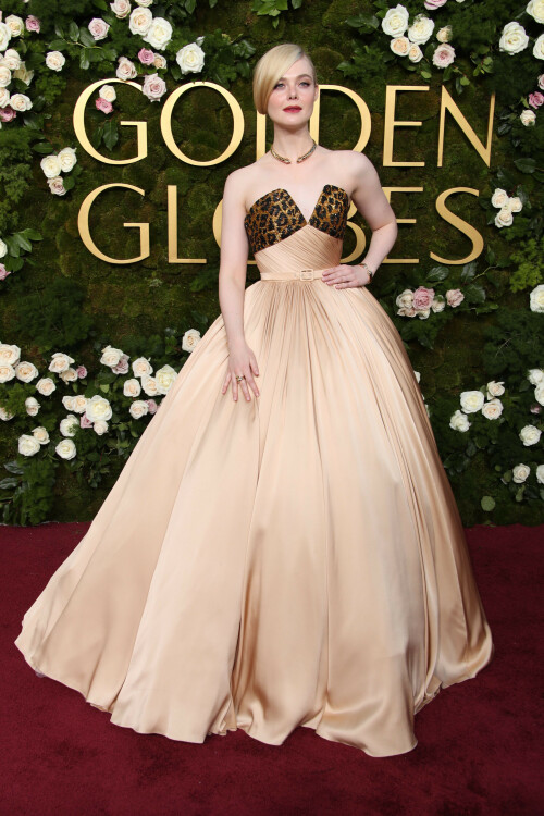 ElleFanning_2025_GoldenGlobes_21ac53205b433ced16.jpeg