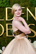 ElleFanning_2025_GoldenGlobes_269f3ba17c6954ec3b