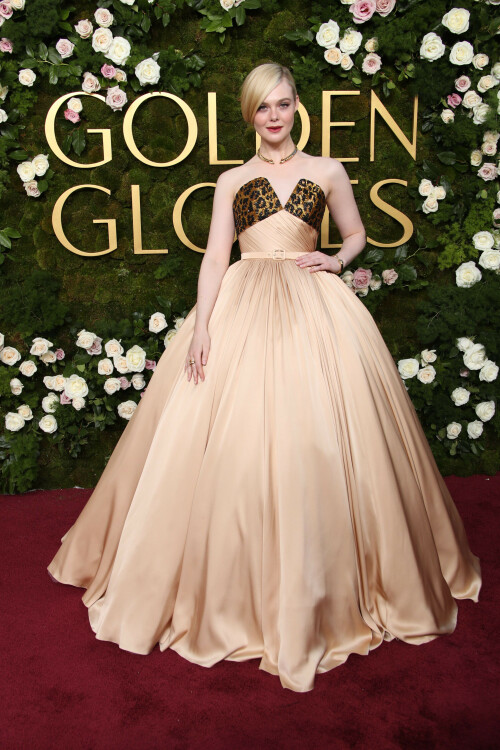 ElleFanning_2025_GoldenGlobes_31a1099fabd5473037.jpeg