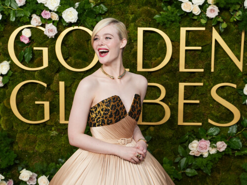 ElleFanning_2025_GoldenGlobes_386fa4c1347e1b90c3.jpeg