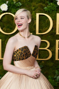 ElleFanning_2025_GoldenGlobes_386fa4c1347e1b90c3