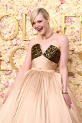 ElleFanning_2025_GoldenGlobes_41fa763388095c9998