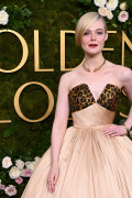 ElleFanning_2025_GoldenGlobes_4405b194fc1ea539eb