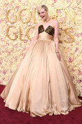 ElleFanning_2025_GoldenGlobes_511d1cc409ce10d1ca