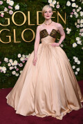 ElleFanning_2025_GoldenGlobes_60889a81d519ae00be