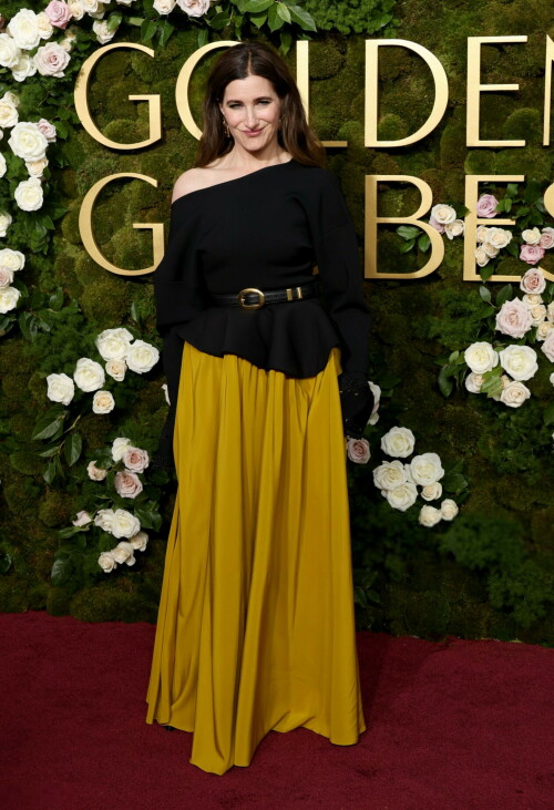 KathrynHahn_2025GoldenGlobes_15216008449595938a.jpeg