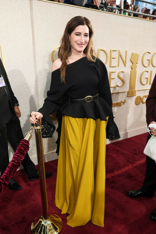 KathrynHahn_2025GoldenGlobes_198031c1215504c96b.jpeg