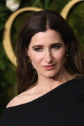 KathrynHahn_2025GoldenGlobes_32cc592a784e6cd42a