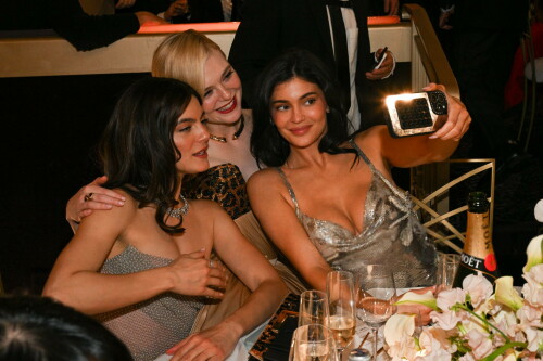 Kylie-Jenner-82nd-Annual-Golden-Globes---Golden-Globe-Awards---held-at-The-Beverly-Hilton-in-Beverly-Hills---05.01.2025-15577cefd5a978e301.jpeg