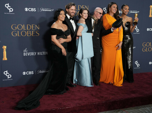 SelenaGomez_2025_GoldenGlobes_25d9135c9ed06a9530