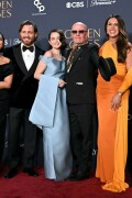 SelenaGomez_2025_GoldenGlobes_3d19fbc799ffb3e2f