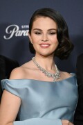 SelenaGomez_2025_GoldenGlobes_64b0b30ce9c296b6f