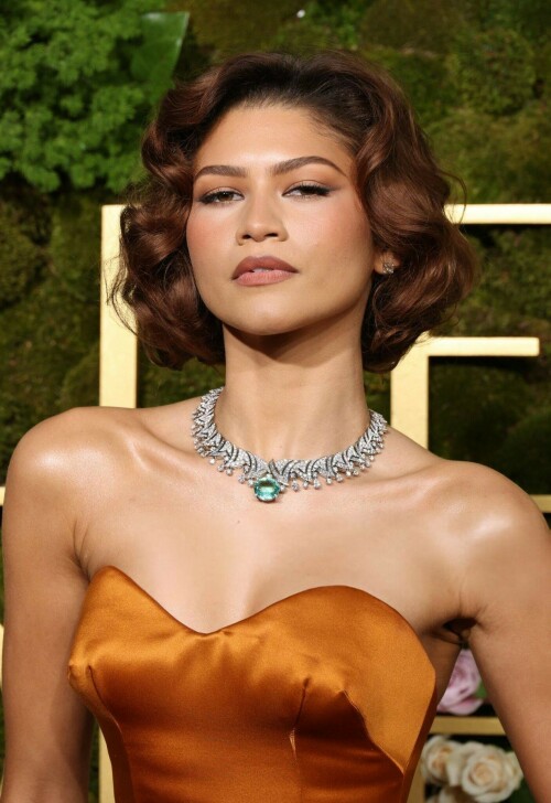 Zendaya_2025_GoldenGlobes_139ecb56eaa133a8b1