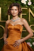 Zendaya_2025_GoldenGlobes_32451665206da60120