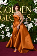 Zendaya_2025_GoldenGlobes_52456facac6edc512e