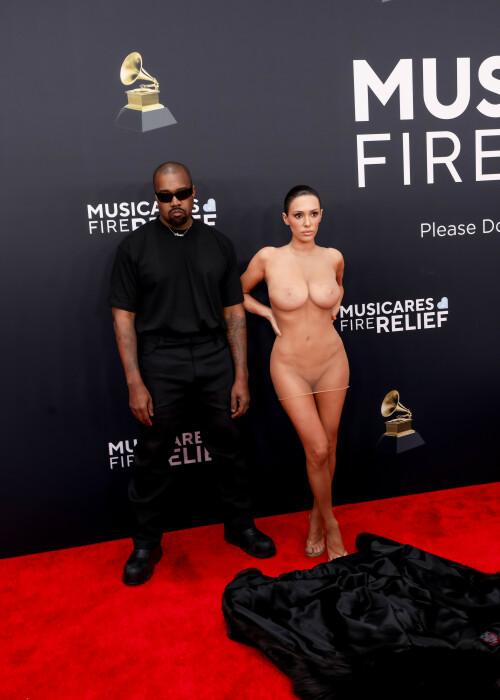 BiancaCensori_KanyeWest_2025GrammyAwards_252e732fc482f54feb.jpeg