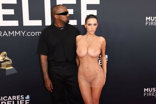 BiancaCensori_KanyeWest_2025GrammyAwards_471f524f3f8fc6369.jpeg