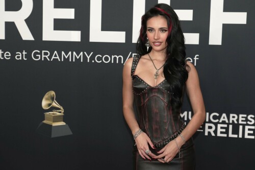 KylieCantrall_2025GRAMMYAwards_08301801ad12d634c4.jpeg