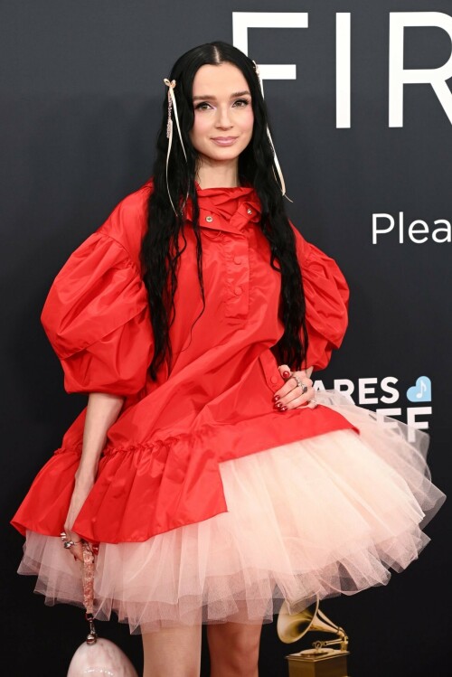 Poppy_2025GrammyAwards_22f643f4735764a3b3.jpeg