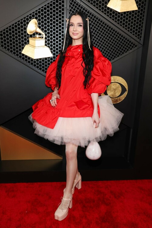 Poppy_2025GrammyAwards_294fdd0be4ed073e19.jpeg