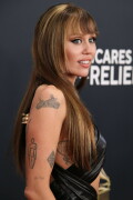 MileyCyrus_2025GrammyAwards_36b0d4878d371e565f