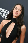 OliviaRodrigo_2025GrammyAwards_158662a5f2d367ac57f