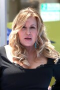 jennifer-coolidge-23-07-2017-4ae914332fcccb68b