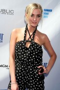 AshleeSimpson_FijiWater_Sept82012_3596fbdbb358880354