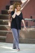 JenniferLopez_Shades_Set_May192017_3698be915c7d2a8c6