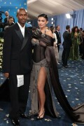 KylieJenner_MetGala2025_HQPics.Space_104c5c15fbd63aea728