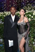 KylieJenner_MetGala2025_HQPics.Space_105502375349d6ce72a