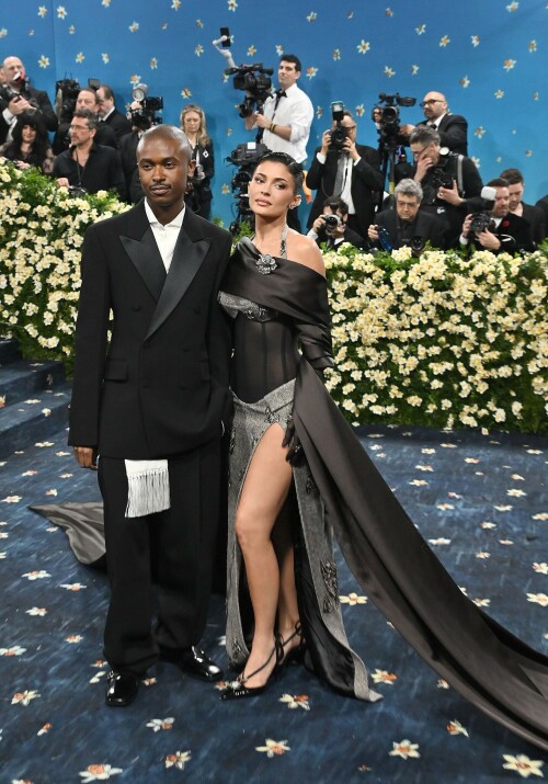 KylieJenner_MetGala2025_HQPics.Space_1318c0ed7de73e80168.jpeg