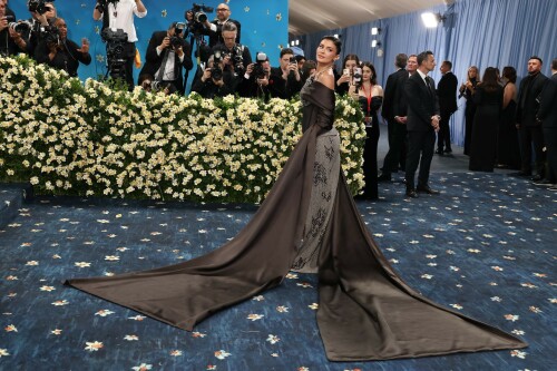 KylieJenner_MetGala2025_HQPics.Space_167a96c791029d75b4d.jpeg
