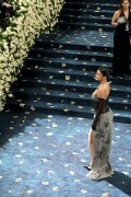 KylieJenner_MetGala2025_HQPics.Space_197260313857a91ad51