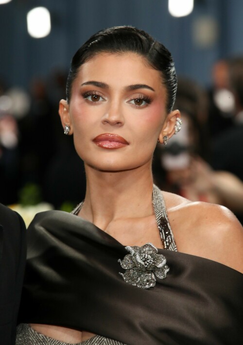 KylieJenner_MetGala2025_HQPics.Space_21024d73f131ebfe79