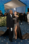 KylieJenner_MetGala2025_HQPics.Space_213a1e8aec29cb55c15
