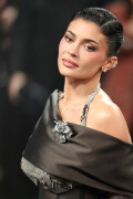 KylieJenner_MetGala2025_HQPics.Space_224ff78efebbe850e27