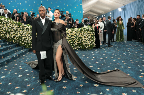 KylieJenner_MetGala2025_HQPics.Space_241a604d9f556cde7ee.jpeg
