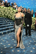 KylieJenner_MetGala2025_HQPics.Space_243a6d6be8673f94713