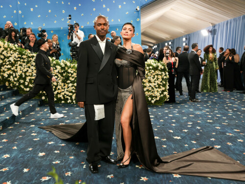 KylieJenner_MetGala2025_HQPics.Space_289963698b2952644ba.jpeg