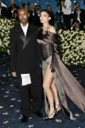 KylieJenner_MetGala2025_HQPics.Space_306c1c4ef5c05b95464