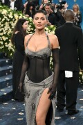 KylieJenner_MetGala2025_HQPics.Space_89a9e33e0397794640