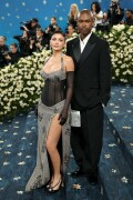 KylieJenner_MetGala2025_HQPics.Space_926157131aec1cd4fa