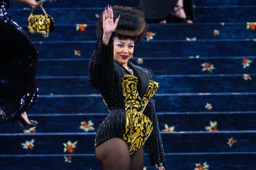 DojaCat_2025MetGala_101ec2c36956d881a73.jpeg